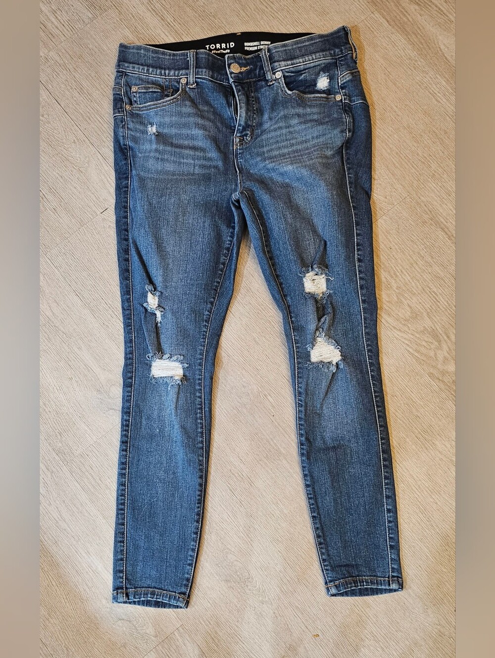 12s- torrid- Distressed Skinny Jeans